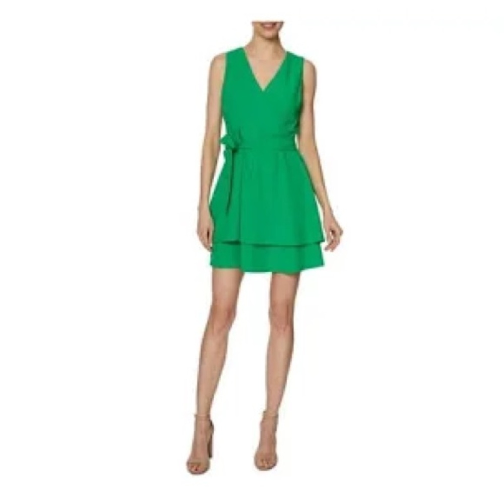 Laundry by Shelli Segal Women's Tiered Faux Wrap Surplice mini dress NWOT